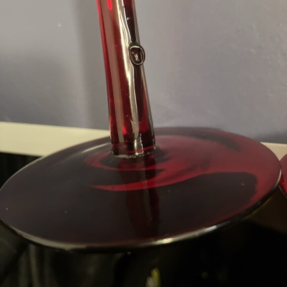 Two Pfaltzgraff set Winterberry Wine Goblets HandPainted 13oz Christmas glasses - Picture 8 of 11